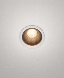 White GU10 LED module with honeycomb grille for recessed ceiling installation