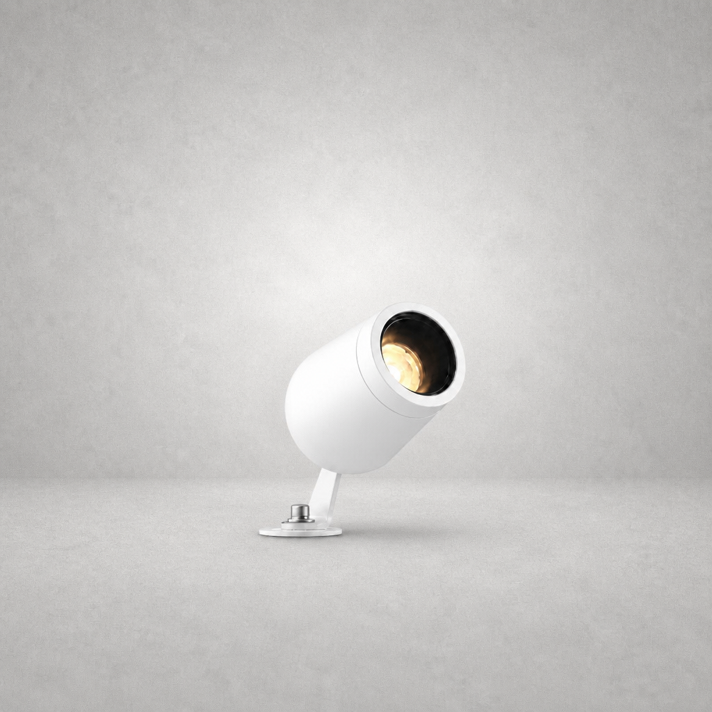 White smooth finish outdoor spike lamp on circular base with upward angled head