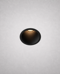 Black matte recessed ceiling light MOON PRIME 1835 with anti-glare warm LED and heat-dissipating grid