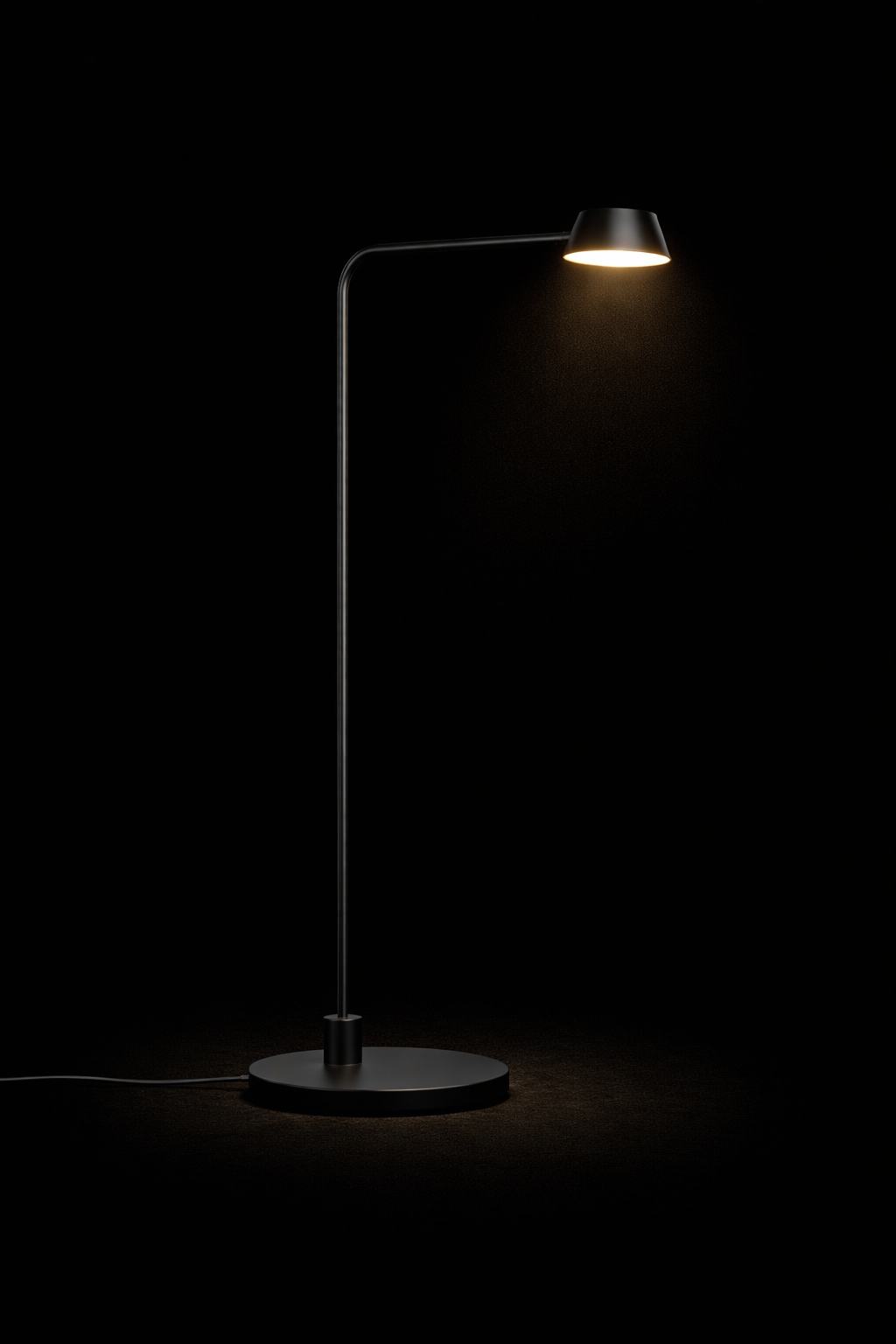 Lampe de Table BRUSHED Golden – Élégance Minimaliste, Lumière Sculptée
