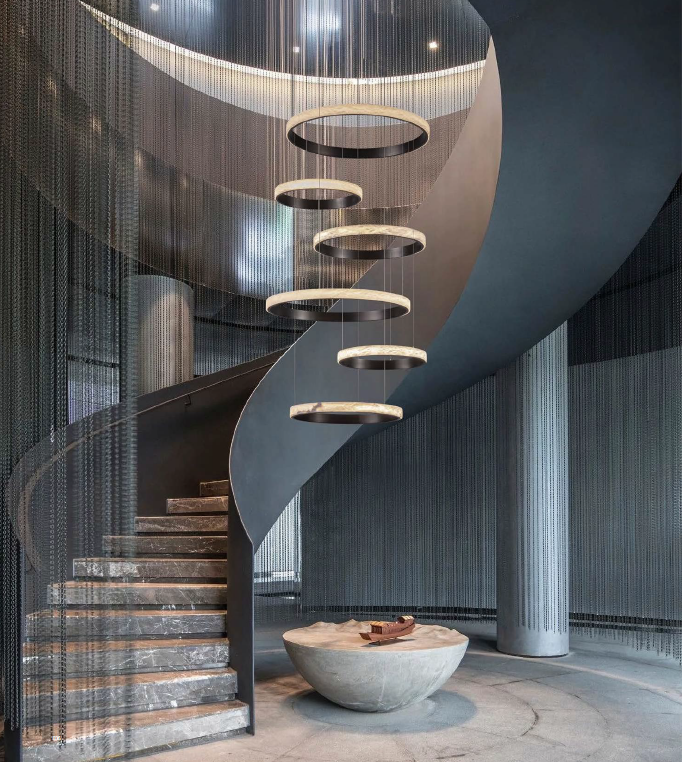 Grande suspension en Albâtre – La lumière flottante qui sublime votre espace