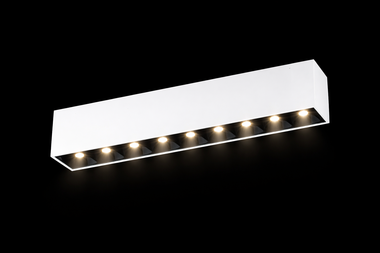 Spot Apparent POLY 222 –22W | Performance, Élégance & Précision